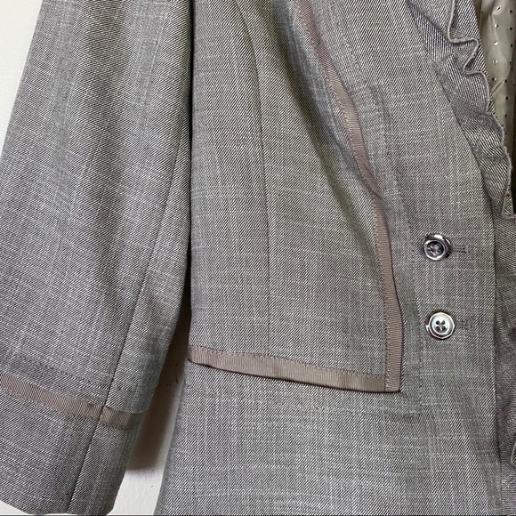 WHBM Blazer - Picture 3 of 5